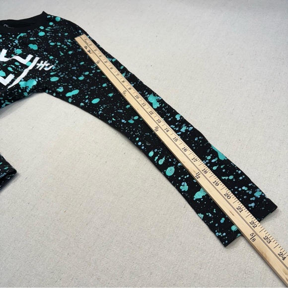 Fresh Laundry Long Sleeve Teal Splatter - Size Small - Picture 9 of 10